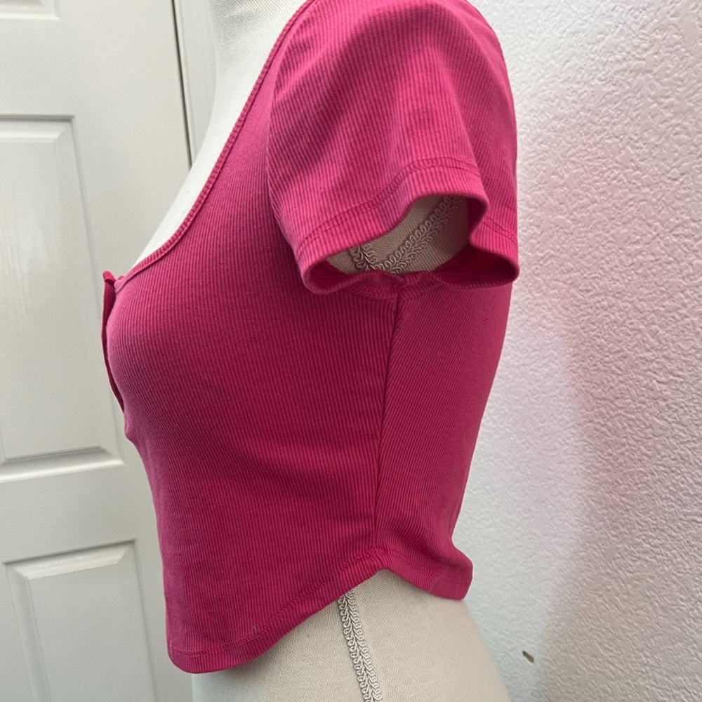 Pink crop top - Picture 5 of 5